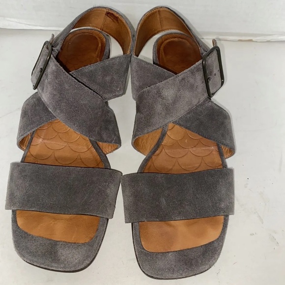 Chie Mihara 37.5 Grey Suede Chunky Heel Sandals - Picture 3 of 11